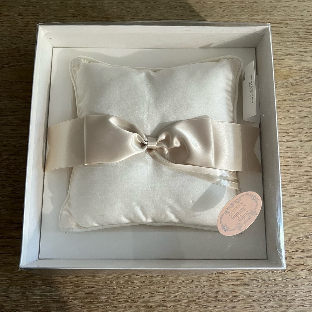 NEW - Wedding Ring Pillow - Simply Charming - Ivory Silk Magnolia Bow Collection